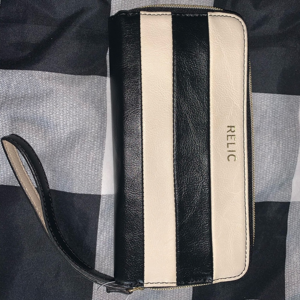 Relic Wallet